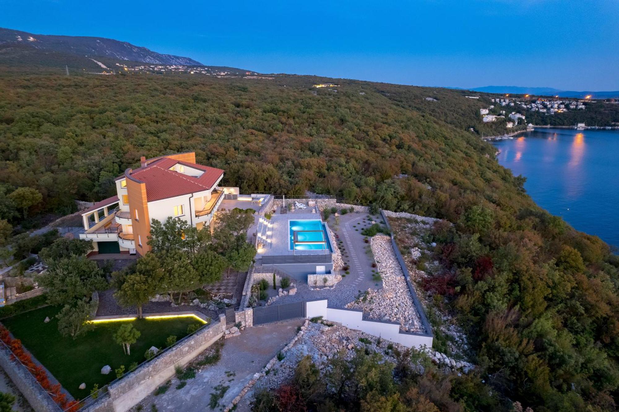 Luxury Villa Ostro With Pool & Krk Bridge View Kraljevica Exterior photo